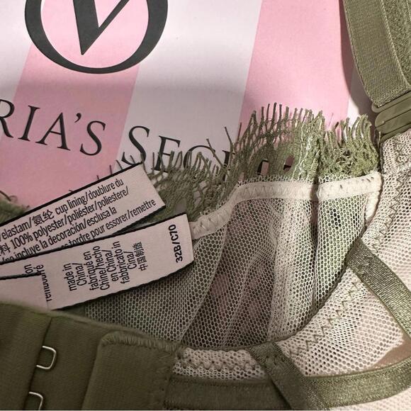 Victoria’s Secret Lace Bralette - Picture 5 of 5